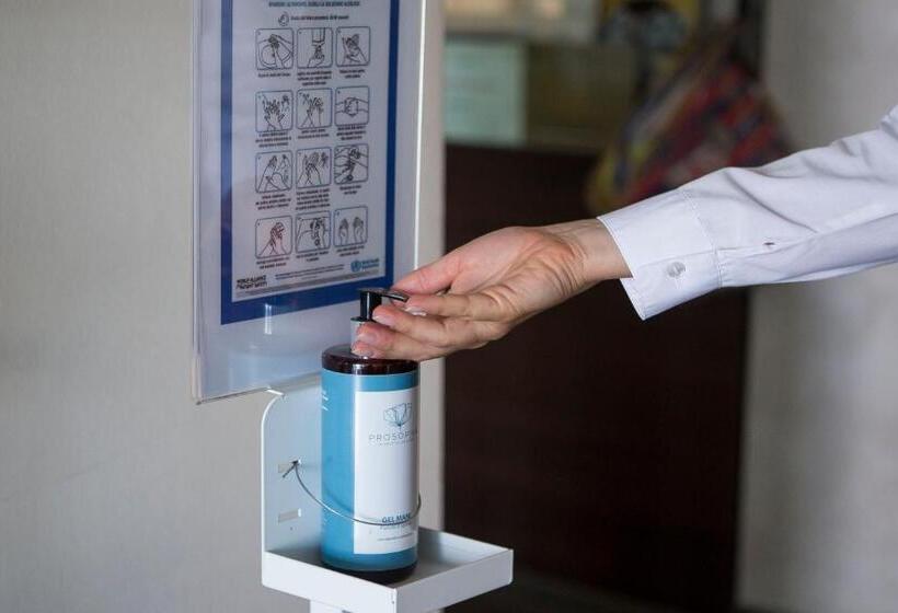 Отель Blu Arena