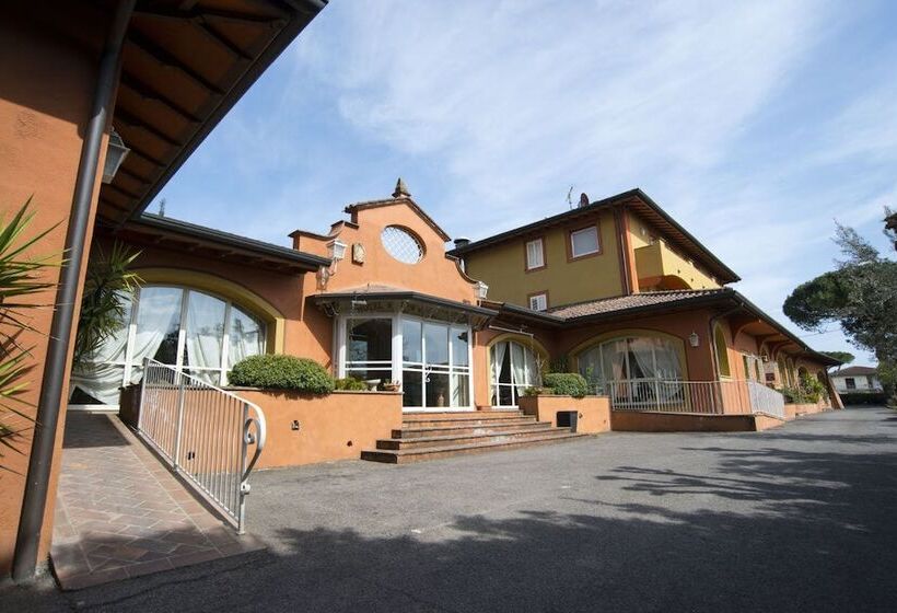 Отель Borgo Il Poeta