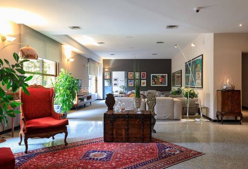 Brianteo Hotel And Restaurant