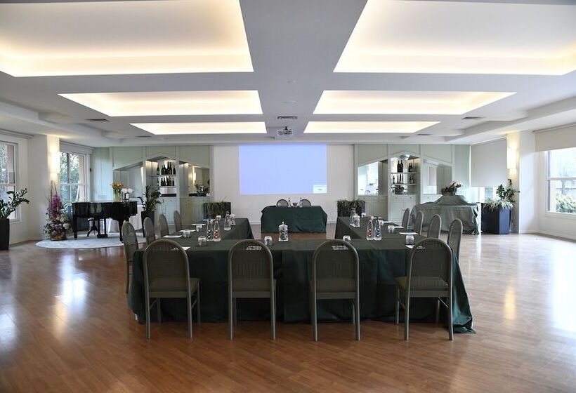 Brianteo Hotel And Restaurant