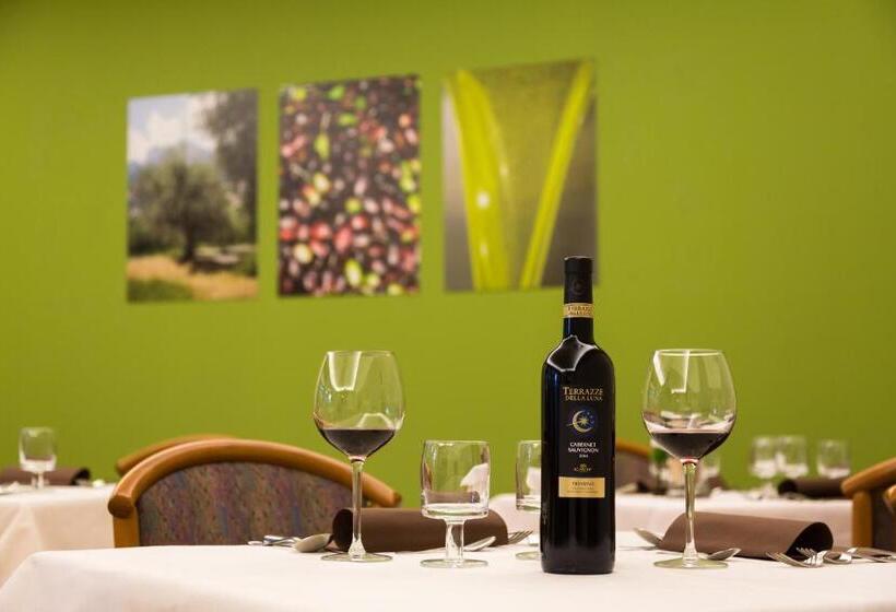 בית מלון כפרי Brione Green Resort