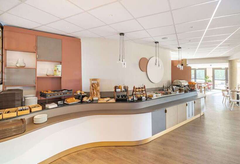Brit Hotel Angers Parc Expo   L Acropole