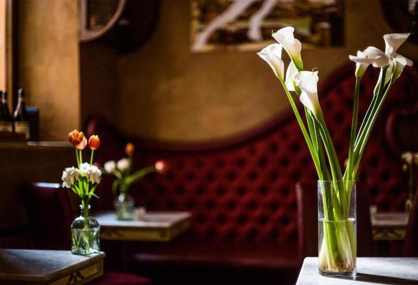 هتل Casa De' Fiori