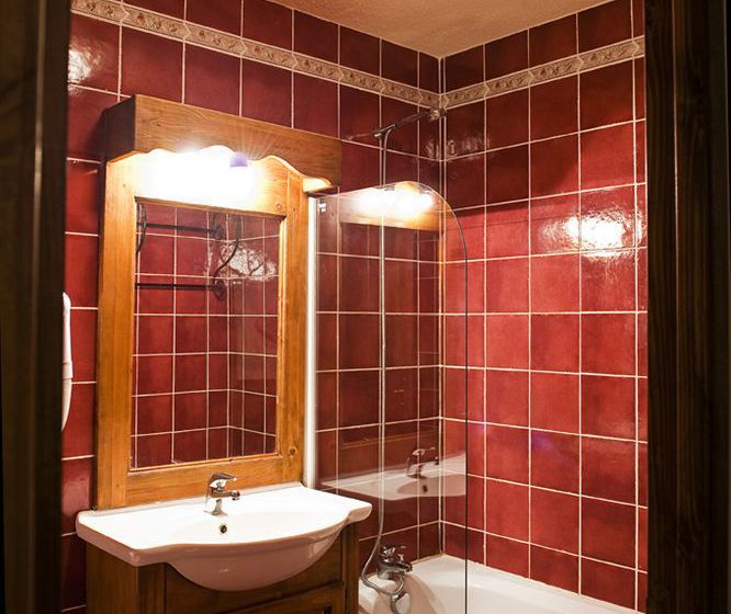 בית מלון כפרי Chalet De L'Ours