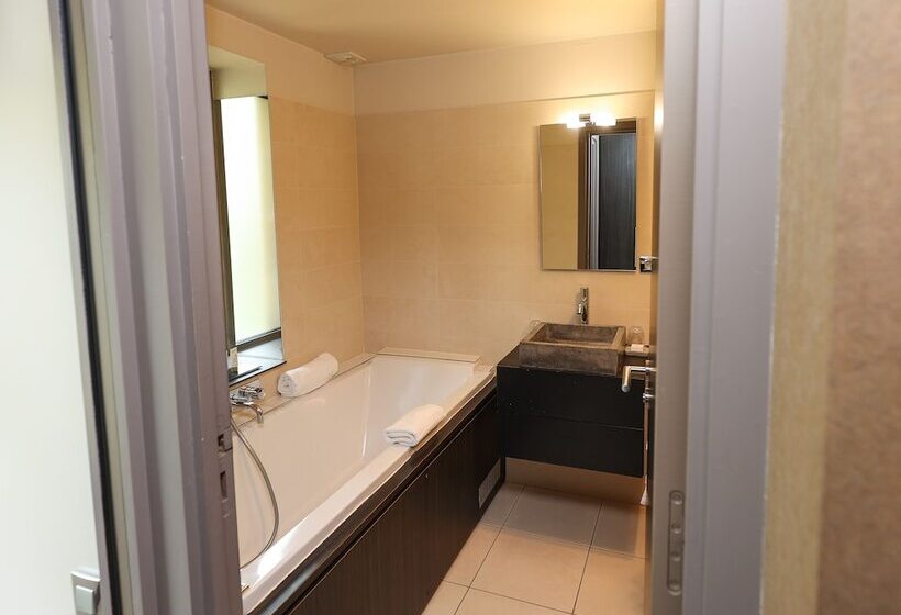 בית מלון כפרי Chateau De Lacan