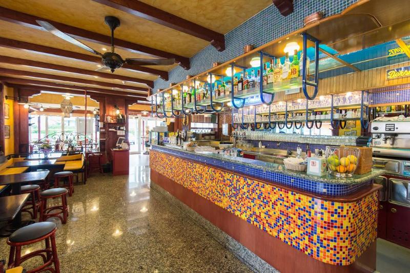 Отель Christian