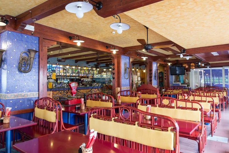 Отель Christian