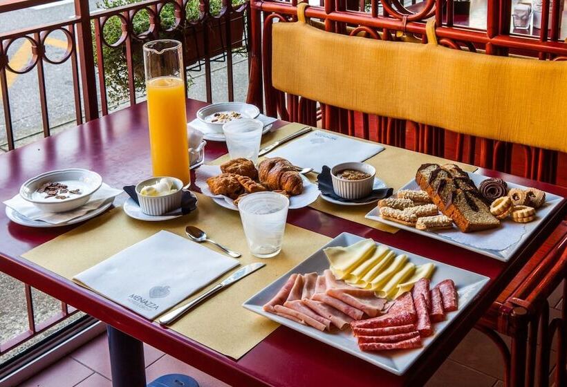 Отель Christian