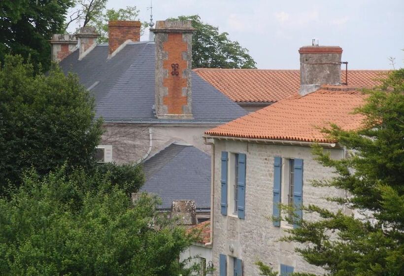 호텔 Château De L Abbaye   Teritoria