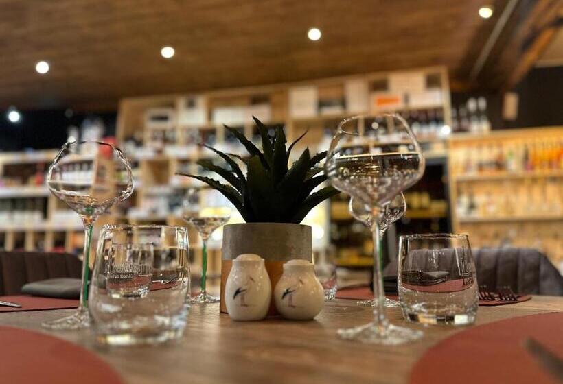 Отель Colmar Vignes Eguisheim