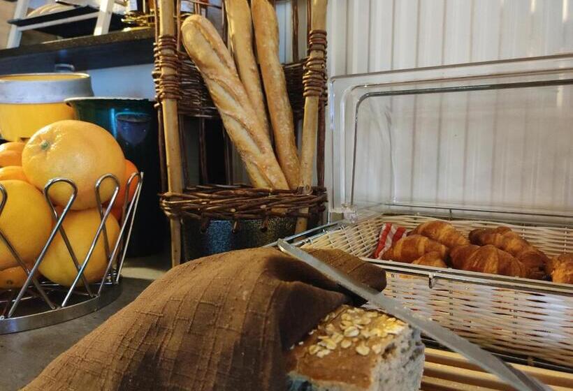 Отель Colmar Vignes Eguisheim