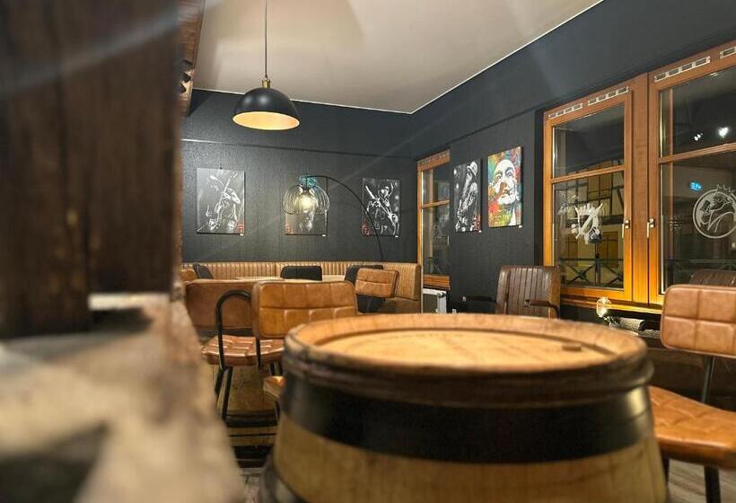 Отель Colmar Vignes Eguisheim