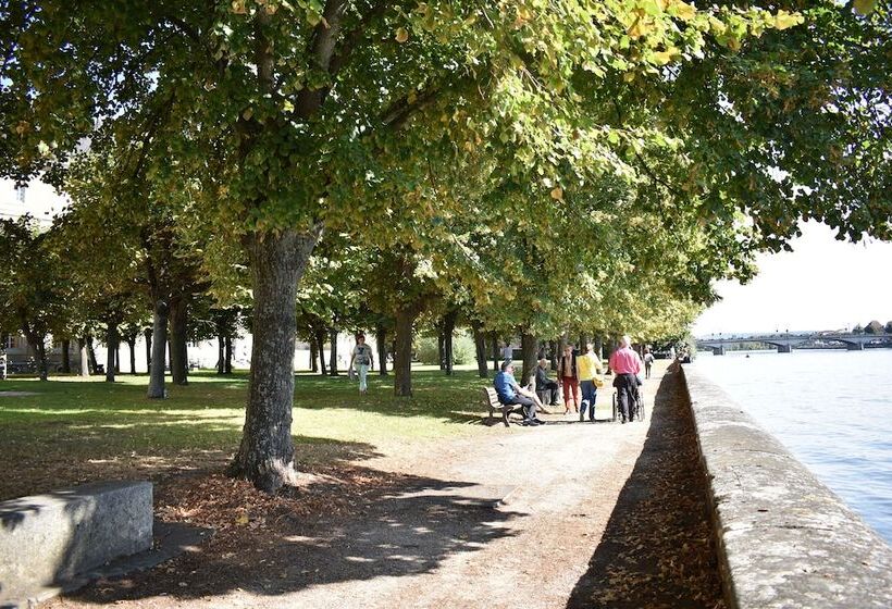 ホテル De L Abbaye Des Premontres