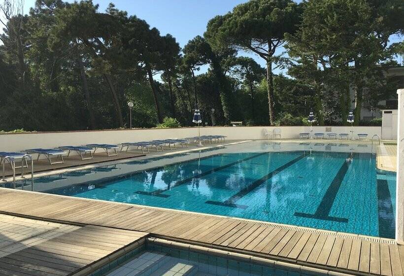 ホテル Deanna Golf