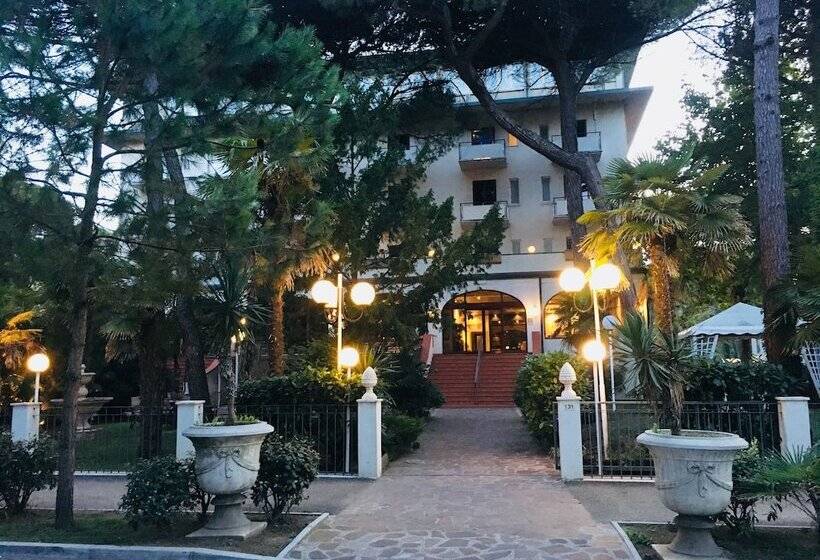 ホテル Deanna Golf