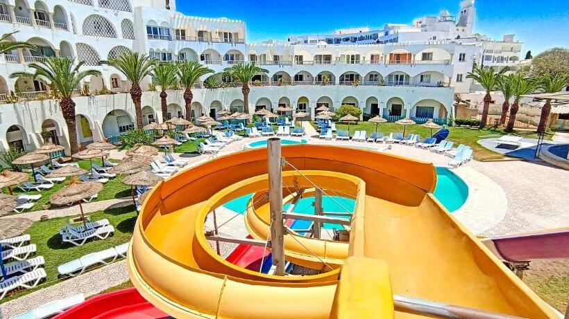 בית מלון כפרי El Habib Monastir