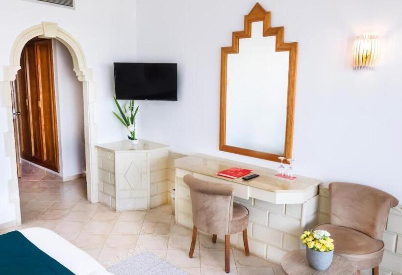 בית מלון כפרי El Habib Monastir