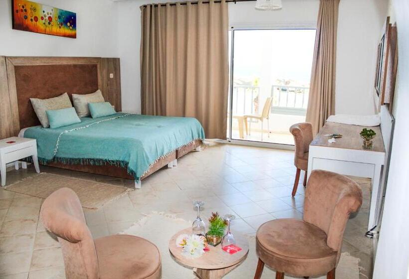 בית מלון כפרי El Habib Monastir