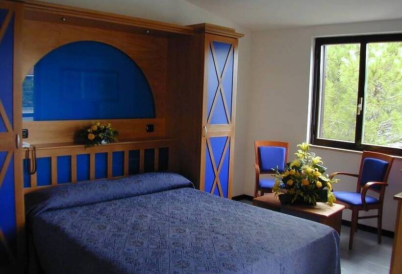 هتل Estella Club & Beauty