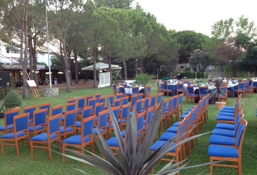 هتل Estella Club & Beauty