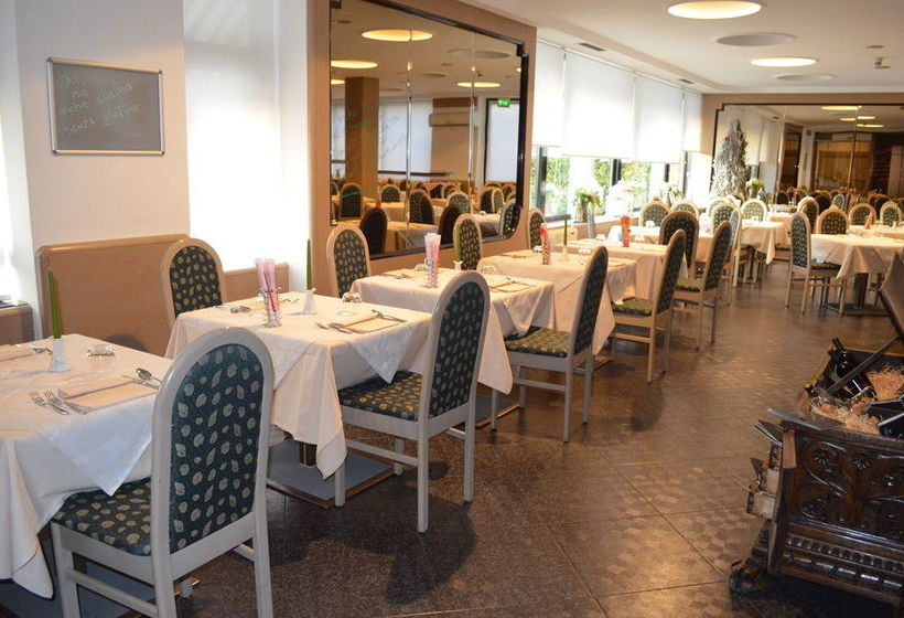 בית מלון כפרי Flora