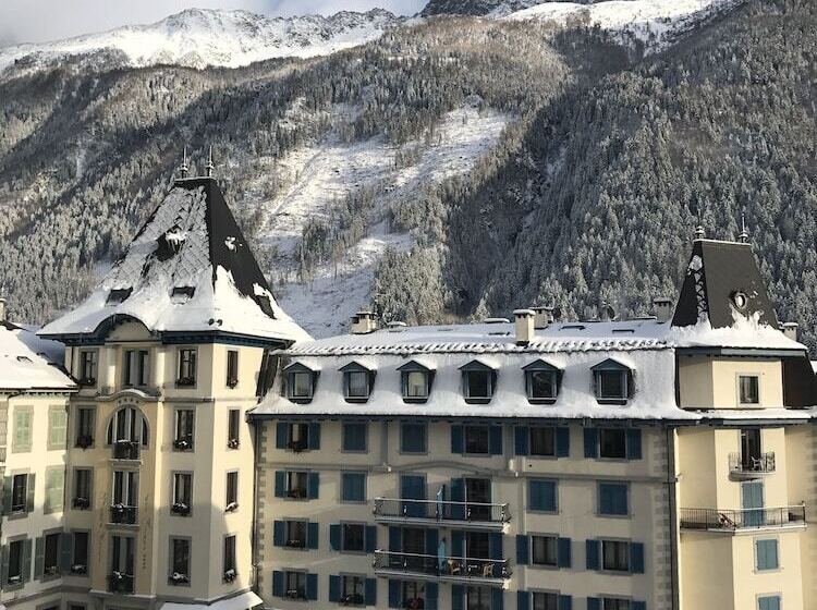 Отель Grand Hôtel Des Alpes