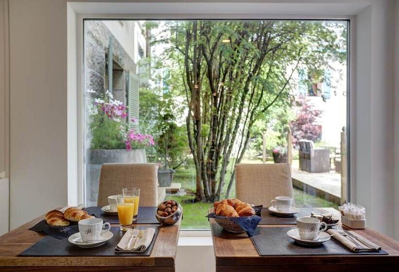 Отель Grand Hôtel Des Alpes