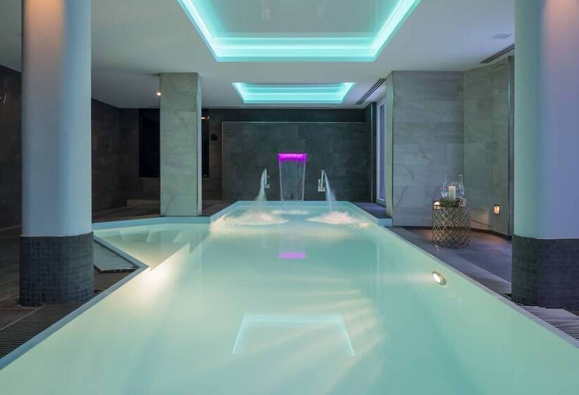 Отель Grand Hôtel Des Alpes