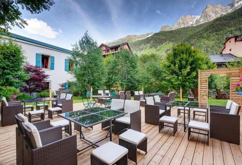 Отель Grand Hôtel Des Alpes