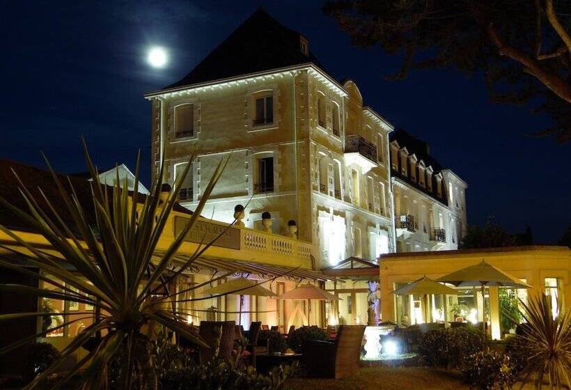 هتل Grand Hôtel De Courtoisville