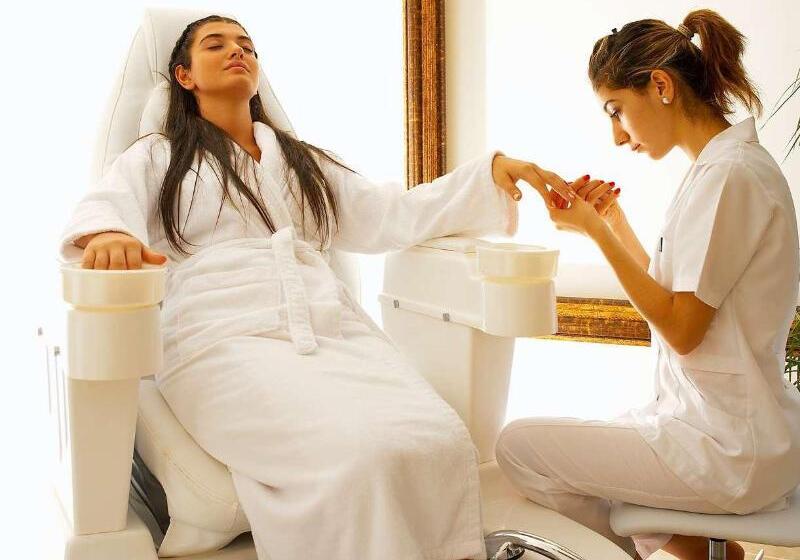 فندق Gungor Ottoman Palace Thermal Resort