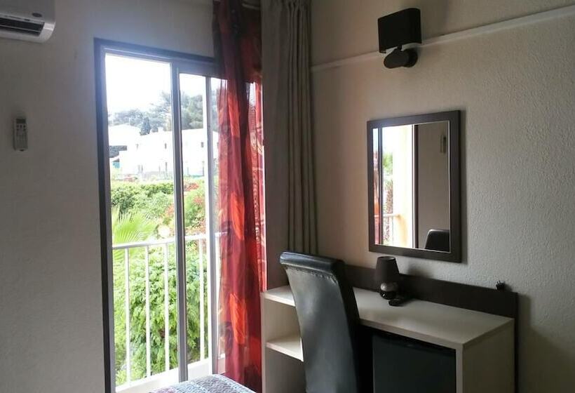 בית מלון כפרי Helios