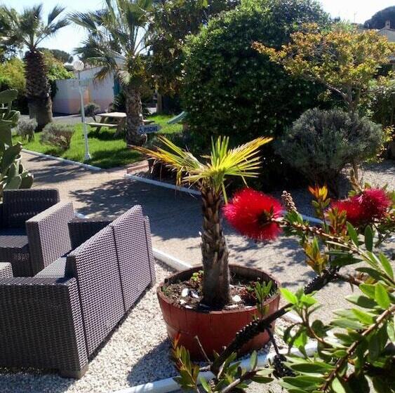 בית מלון כפרי Helios