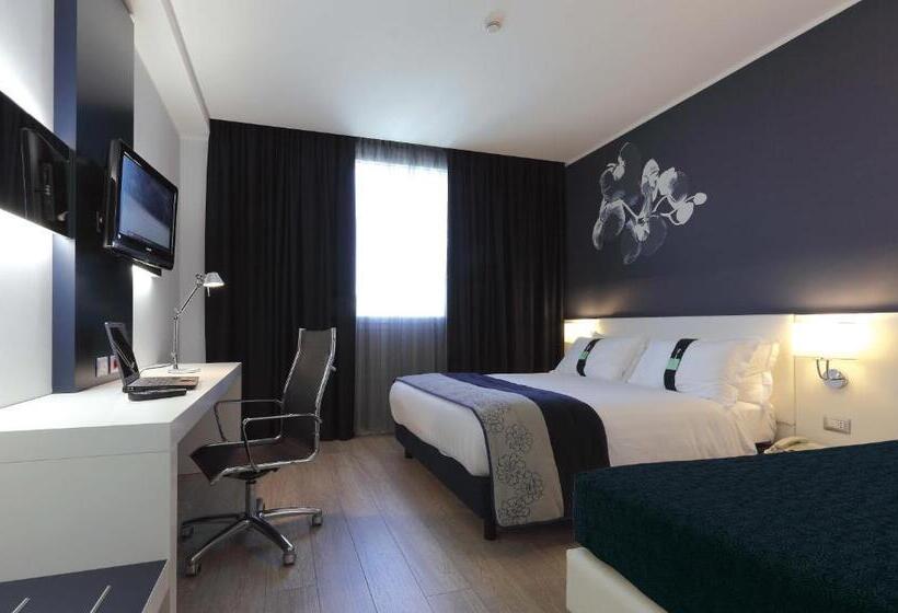 فندق Holiday Inn Milan Nord Zara, An Ihg