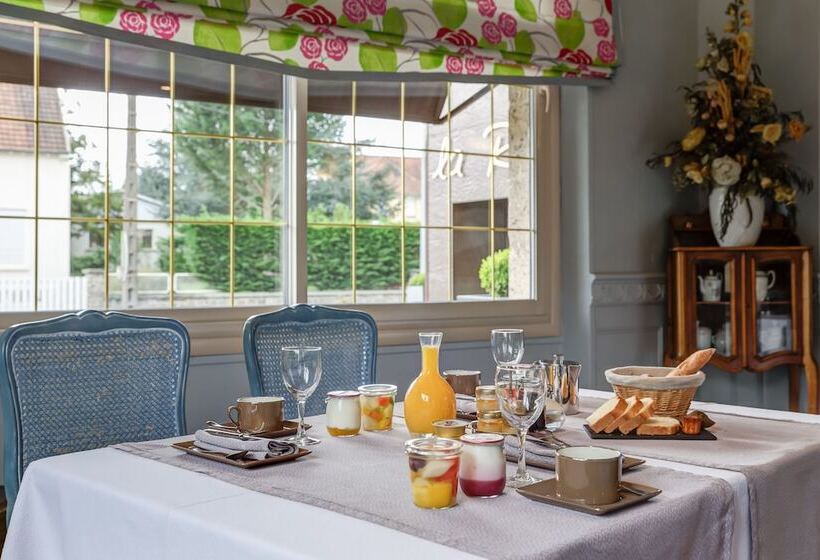 Отель Hostellerie De La Renaissance Teritoria