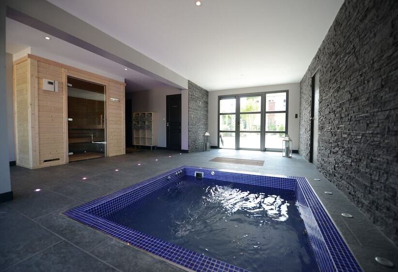 Отель Hostellerie De La Renaissance Teritoria