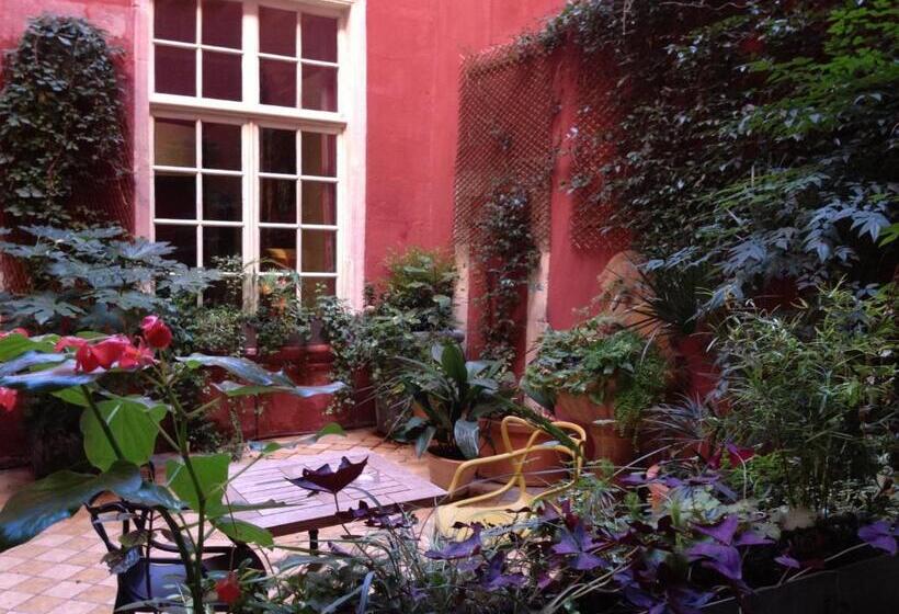 בית מלון כפרי Hôtel De L Amphithéâtre