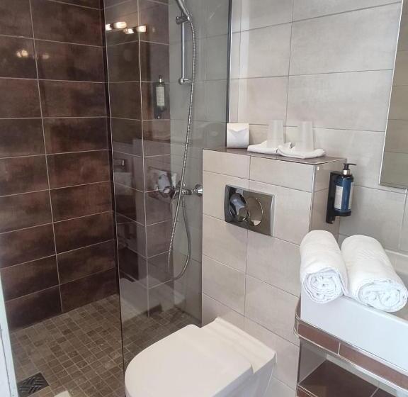 호텔 Hôtel De La Corniche D'or