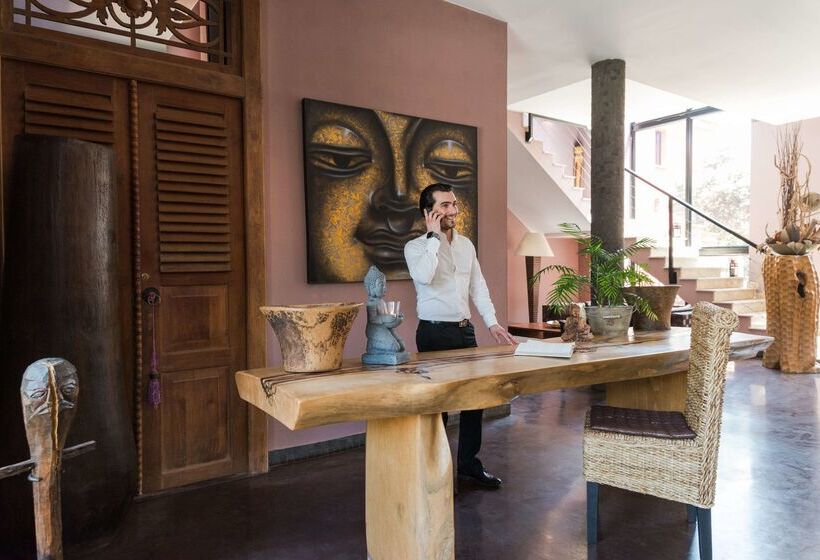 فندق Restaurant Spa Disini Montpellier Est, The Originals Relais