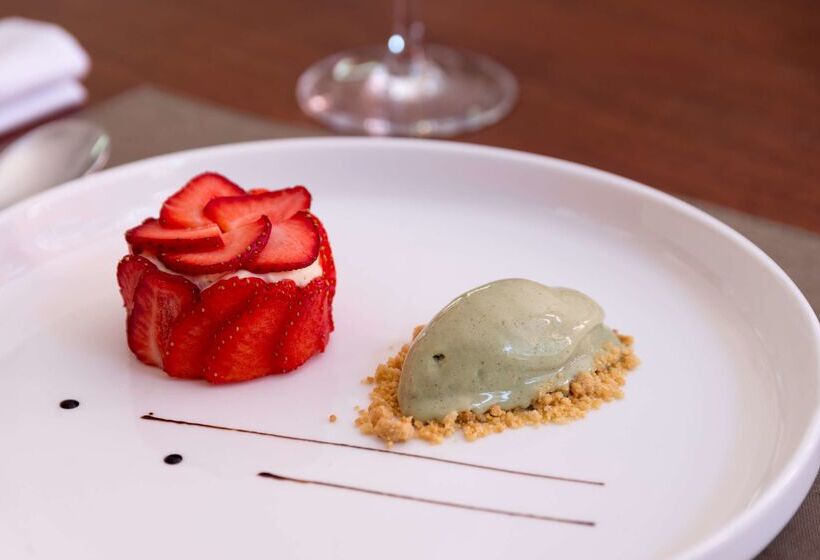 فندق Restaurant Spa Disini Montpellier Est, The Originals Relais