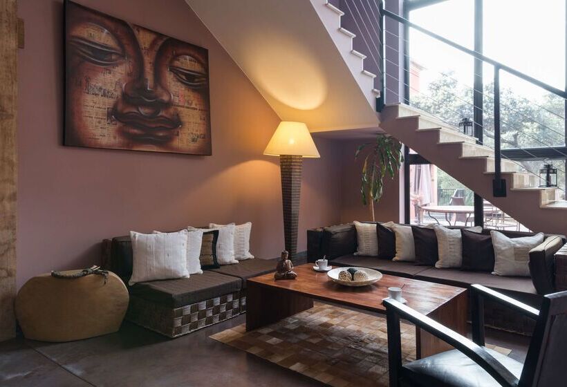 فندق Restaurant Spa Disini Montpellier Est, The Originals Relais