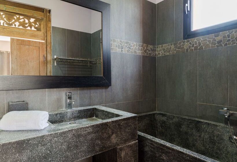 فندق Restaurant Spa Disini Montpellier Est, The Originals Relais