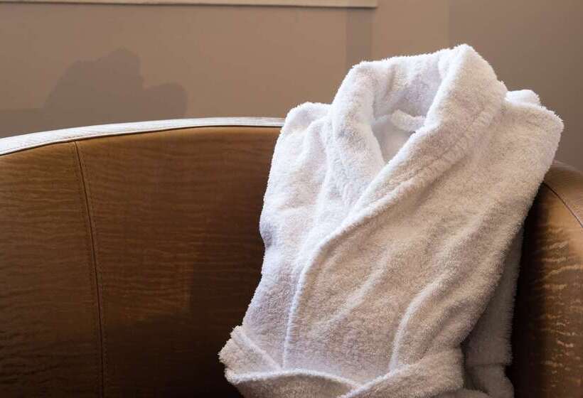 호텔 Hôtel Du Golf De L Ailette, The Originals Relais