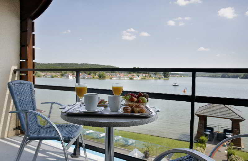 호텔 Hôtel Du Golf De L Ailette, The Originals Relais