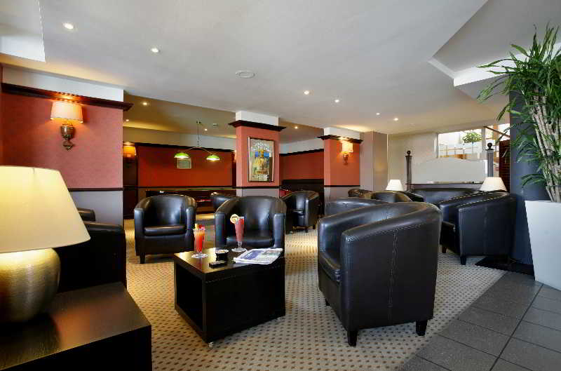 호텔 Hôtel Du Golf De L Ailette, The Originals Relais