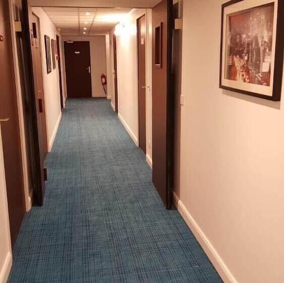 Отель Hôtel Eclipse