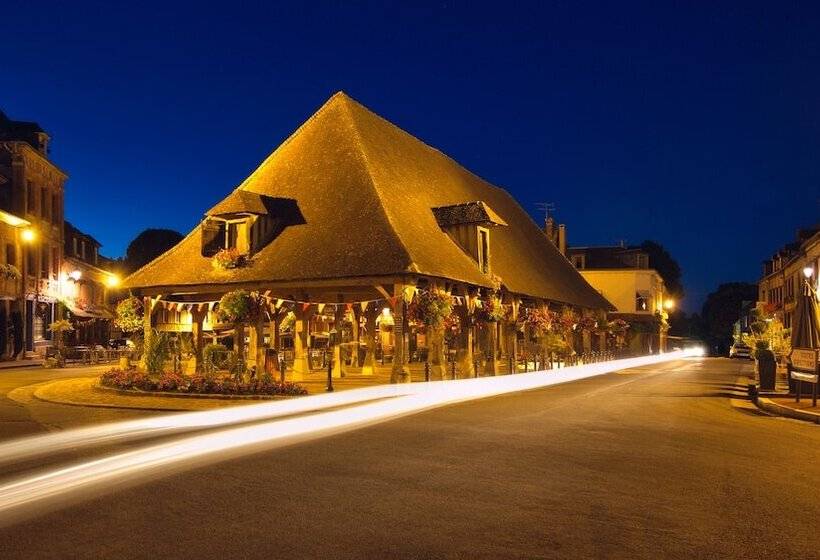 Отель Hôtel La Licorne & Spa