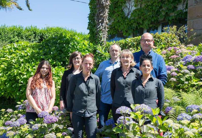 هتل Hôtel Les Costans, The Originals Relais