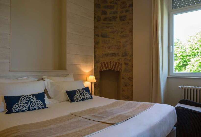 هتل Hôtel Les Costans, The Originals Relais