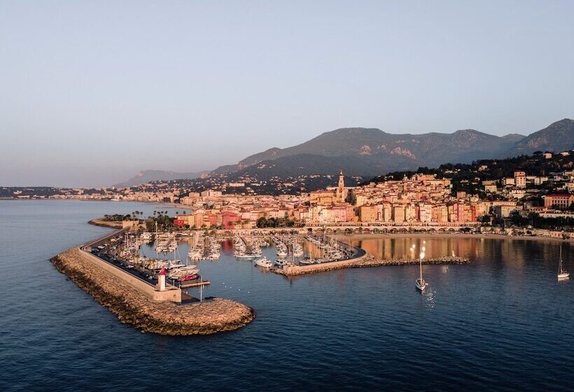 ホテル Hôtel Vendôme Menton